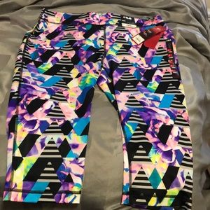 Capri athletic bottoms